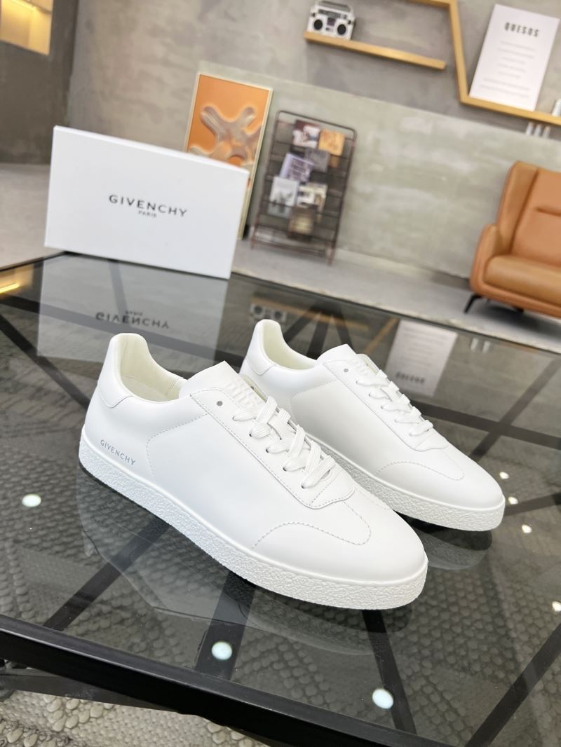 Givenchy Sneakers